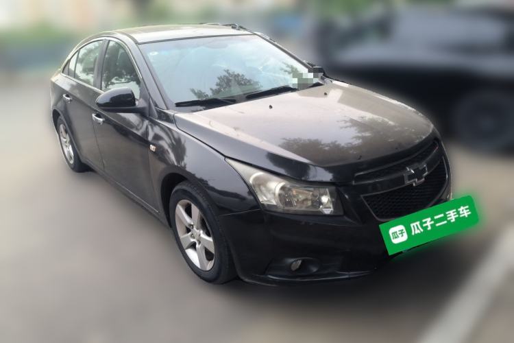 Used Chevrolet Cruze 2013 1.6L SE MT Front Right 45 Deg