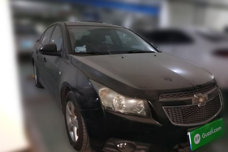 Used Chevrolet Cruze 2013 1.6L SE MT Front Right 45 Deg
