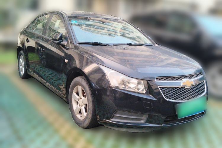 Used Chevrolet Cruze 2013 1.6L SL Sunroof Edition MT Front Right 45 Deg