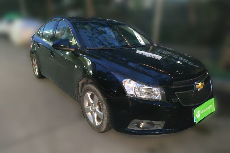 Used Chevrolet Cruze 2013 1.8L SE AT Front Right 45 Deg