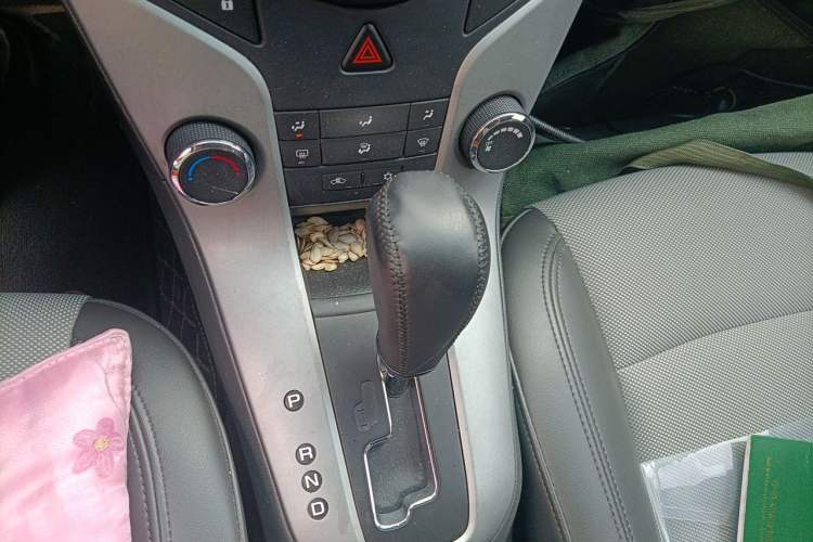 Used Chevrolet Cruze 2013 1.6L SL Grand Edition Automatic Gear Lever