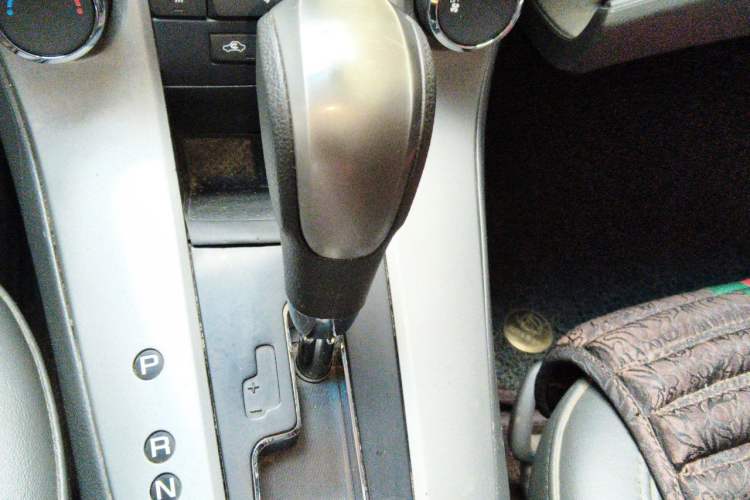 Used Chevrolet Cruze 2013 1.6L SL Grand Edition Automatic Gear Lever