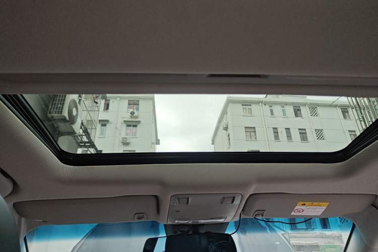 Used Chevrolet Cruze 2013 Hatchback 1.6T Automatic Flagship Model Headliner