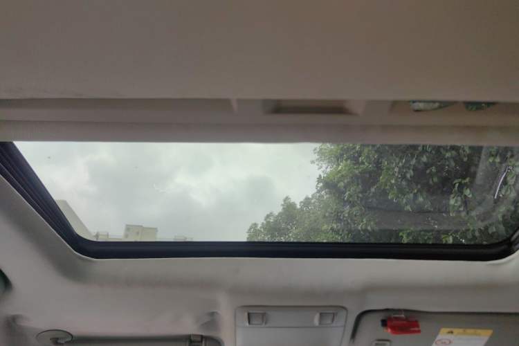 Used Chevrolet Cruze 2013 1.6L SE MT Headliner