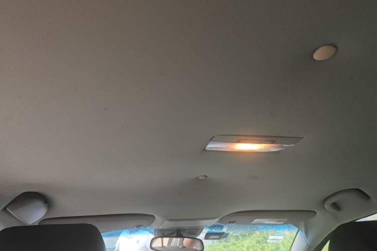Used Chevrolet Cruze 2013 1.6L SL MT Headliner