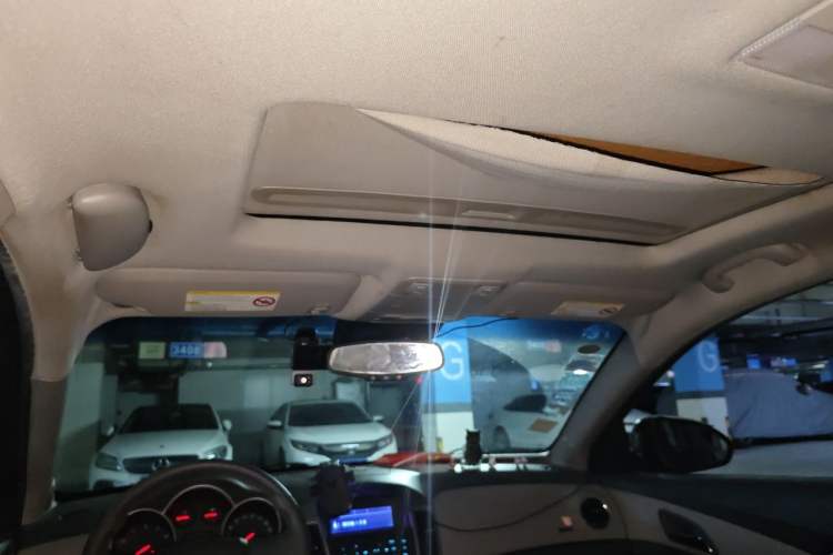 Used Chevrolet Cruze 2013 1.8L SE WTCC Edition AT Headliner