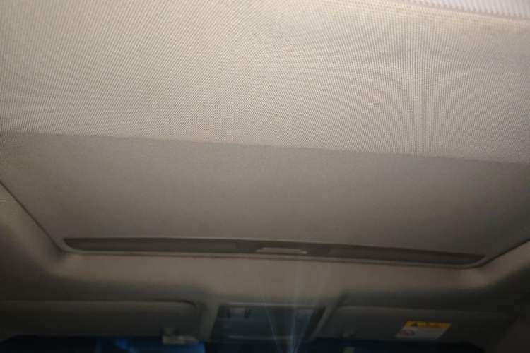 Used Chevrolet Cruze 2013 Hatchback 1.6L Automatic Luxury Model Headliner