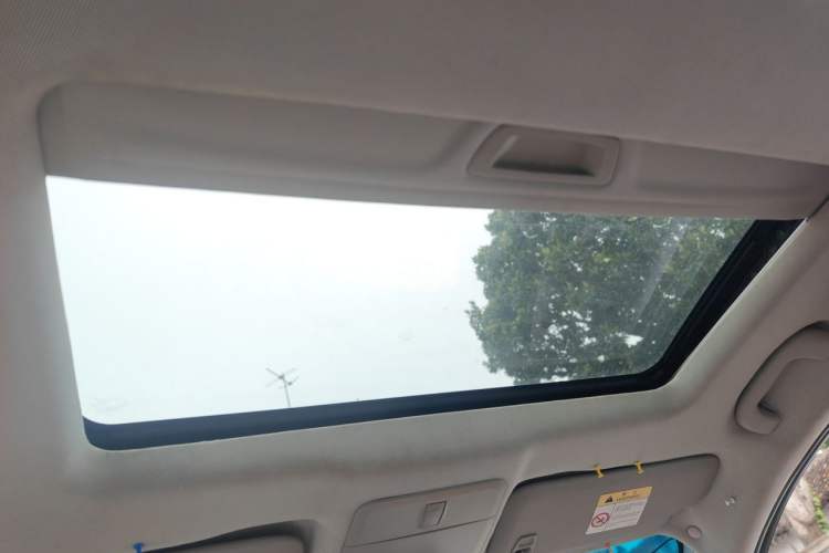 Used Chevrolet Cruze 2013 1.6L SE MT Headliner
