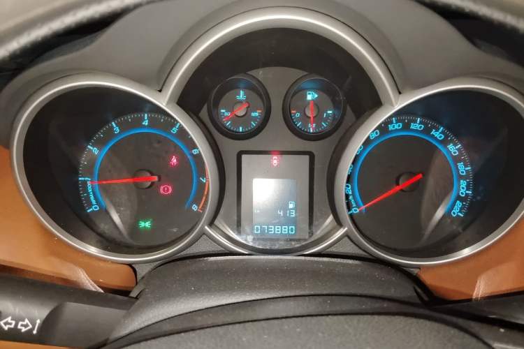 Used Chevrolet Cruze 2013 1.6L SE MT Instrument Cluster