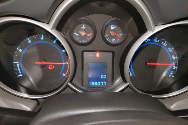 Used Chevrolet Cruze 2013 1.6L SL Sunroof Edition MT Instrument Cluster