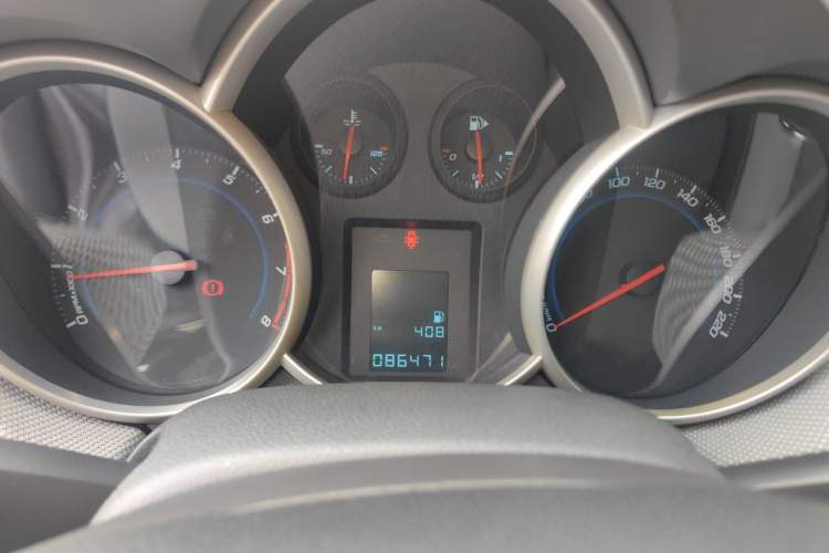 Used Chevrolet Cruze 2013 1.6L SE MT Instrument Cluster