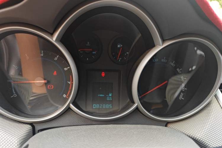Used Chevrolet Cruze 2013 1.6L SE MT Instrument Cluster
