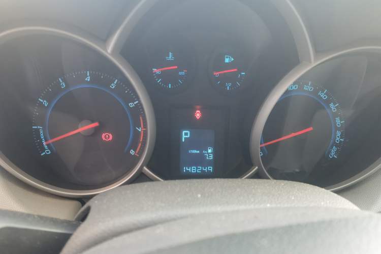 Used Chevrolet Cruze 2013 1.6L SL Grand Edition Automatic Instrument Cluster