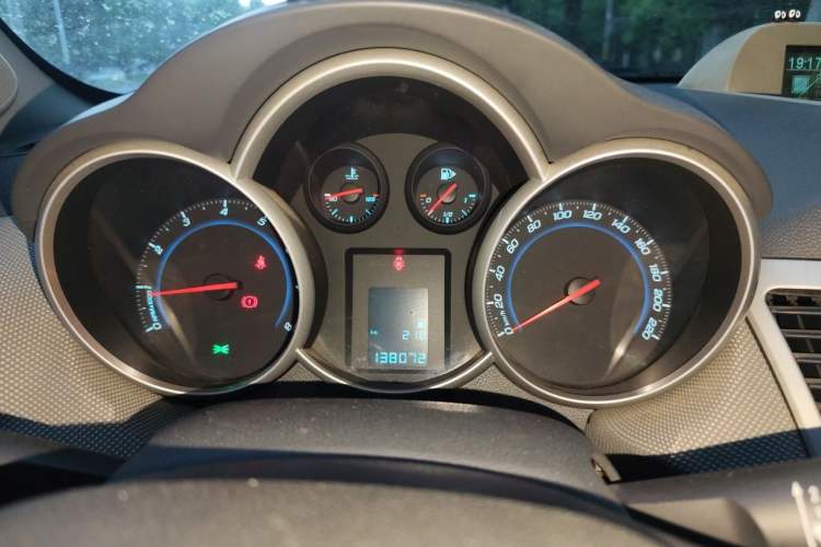 Used Chevrolet Cruze 2013 1.6L SE MT Instrument Cluster