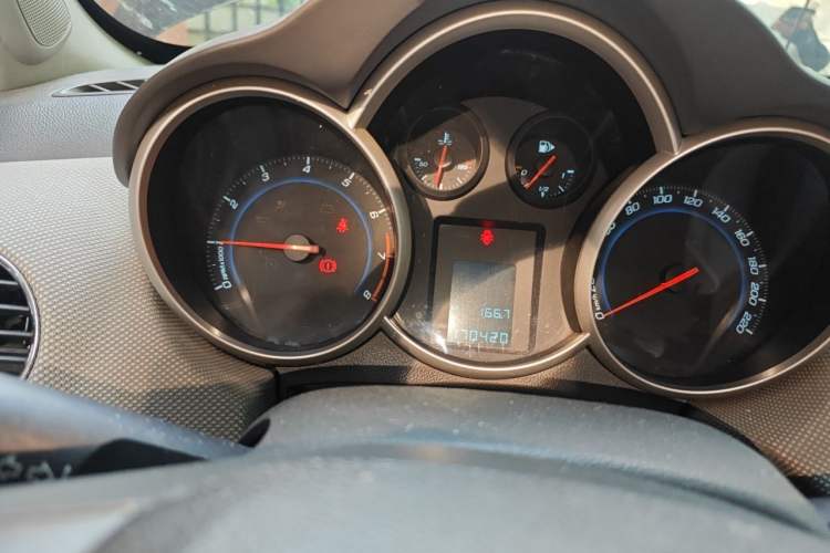 Used Chevrolet Cruze 2013 1.6L SE MT Instrument Cluster