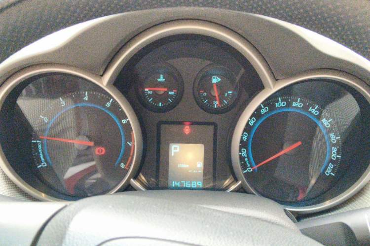 Used Chevrolet Cruze 2013 1.6L SL Grand Edition Automatic Instrument Cluster