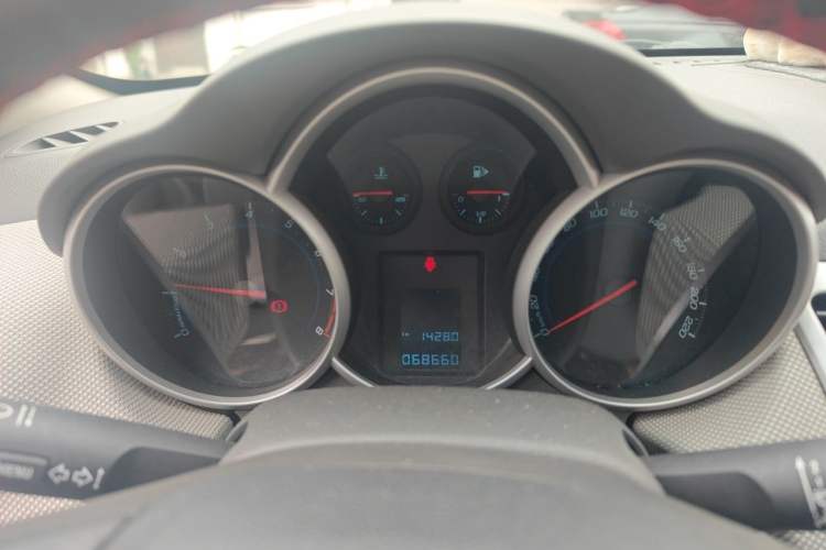 Used Chevrolet Cruze 2013 1.6L SE MT Instrument Cluster