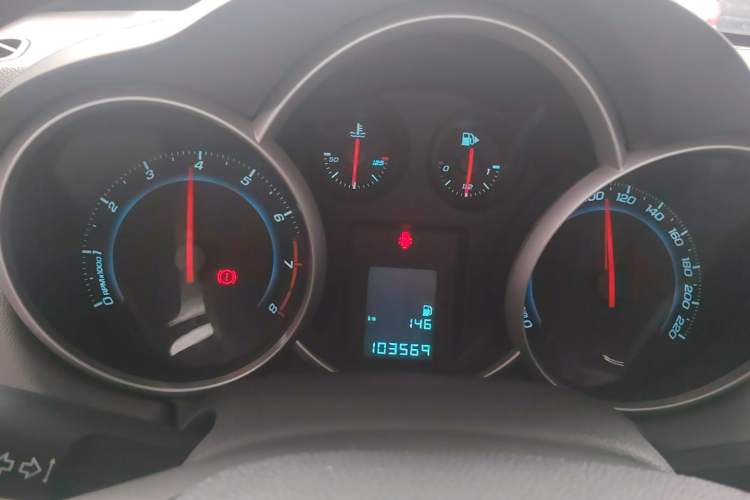 Used Chevrolet Cruze 2013 1.6L SL MT Instrument Cluster