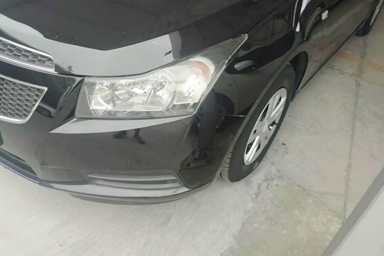 Used Chevrolet Cruze 2013 1.6L SL MT Left Front Headlight