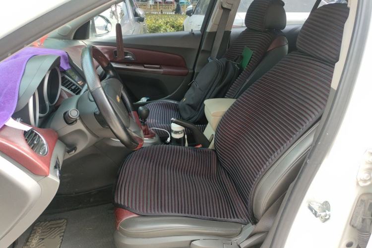 Used Chevrolet Cruze 2013 1.6L SL MT Left Front Seat
