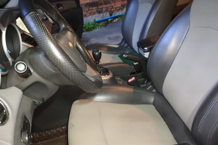 Used Chevrolet Cruze 2013 1.6L SL MT Left Front Seat