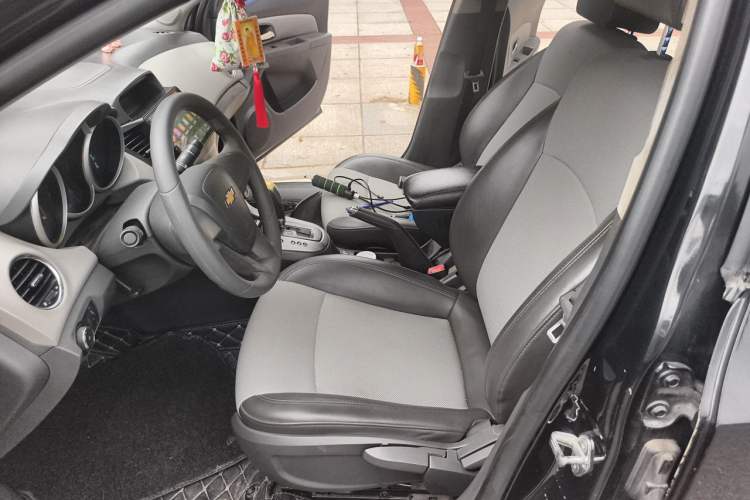 Used Chevrolet Cruze 2013 1.6L SL Grand Edition Automatic Left Front Seat
