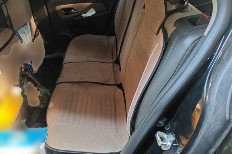 Used Chevrolet Cruze 2013 1.6L SE MT Left Rear Seat