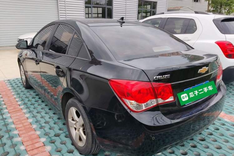 Used Chevrolet Cruze 2013 1.8L SE AT Rear Left 45 Deg