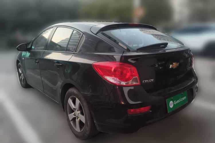 Used Chevrolet Cruze 2013 Hatchback 1.6L Manual Luxury Model Rear Left 45 Deg