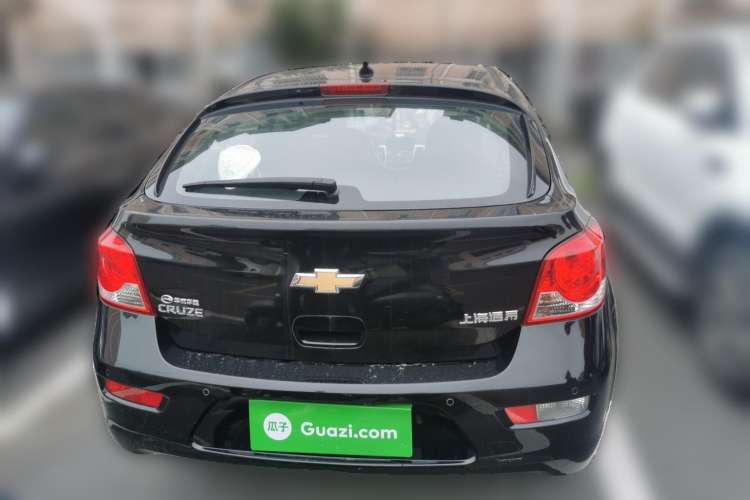 Used Chevrolet Cruze 2013 Hatchback 1.6L Manual Luxury Model Rear