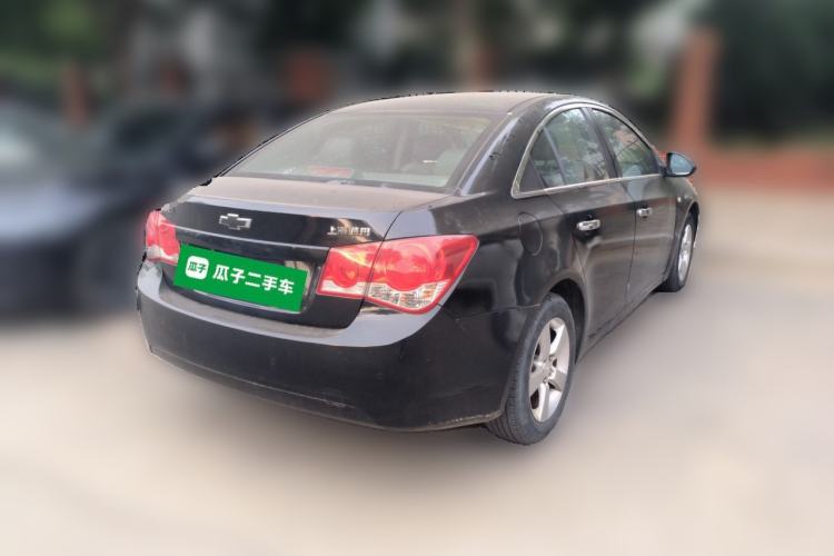 Used Chevrolet Cruze 2013 1.6L SE MT Rear Right 45 Deg