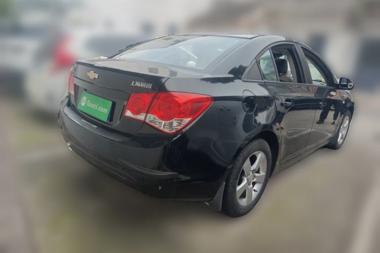 Used Chevrolet Cruze 2013 1.6L SE MT Rear Right 45 Deg