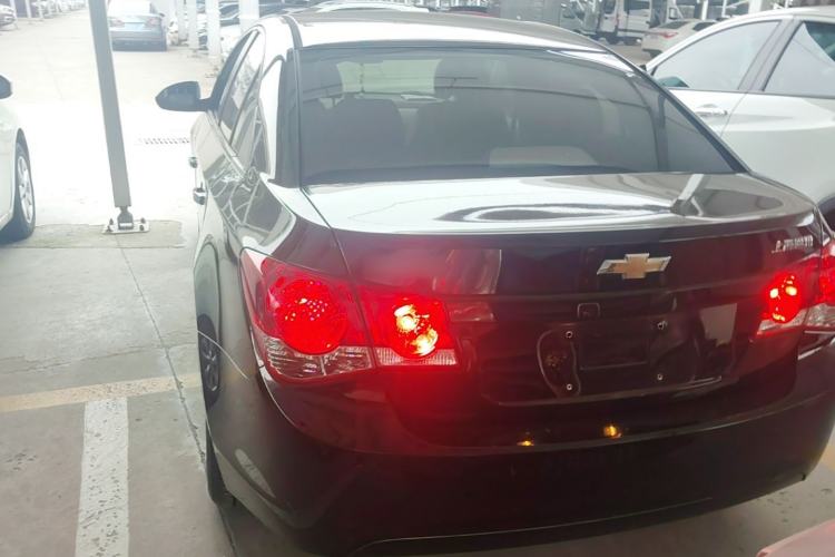 Used Chevrolet Cruze 2013 1.6L SL MT Rear