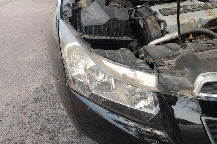 Used Chevrolet Cruze 2013 1.6L SE AT Right Front Headlight