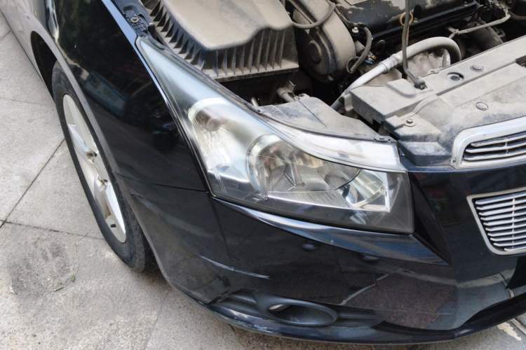 Used Chevrolet Cruze 2013 1.6L SE AT Right Front Headlight