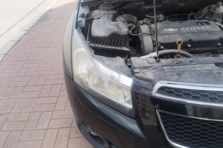 Used Chevrolet Cruze 2013 1.6L SE MT Right Front Headlight