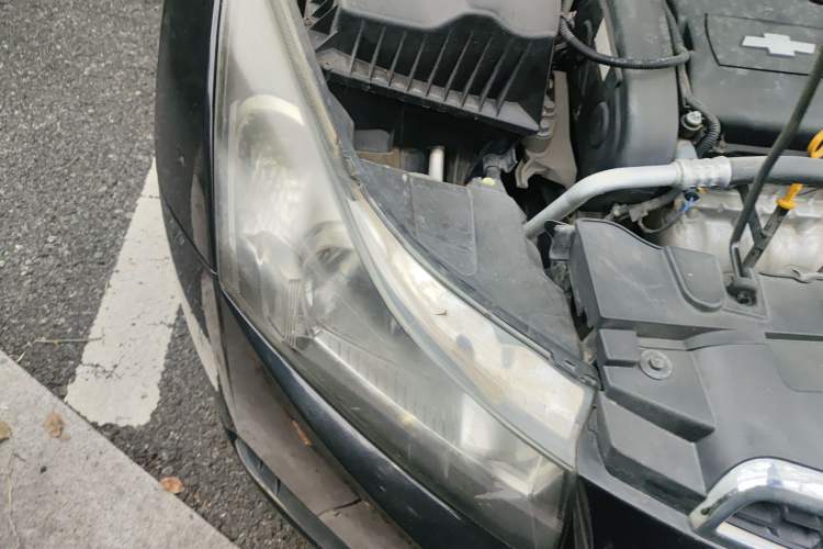 Used Chevrolet Cruze 2013 1.6L SE MT Right Front Headlight