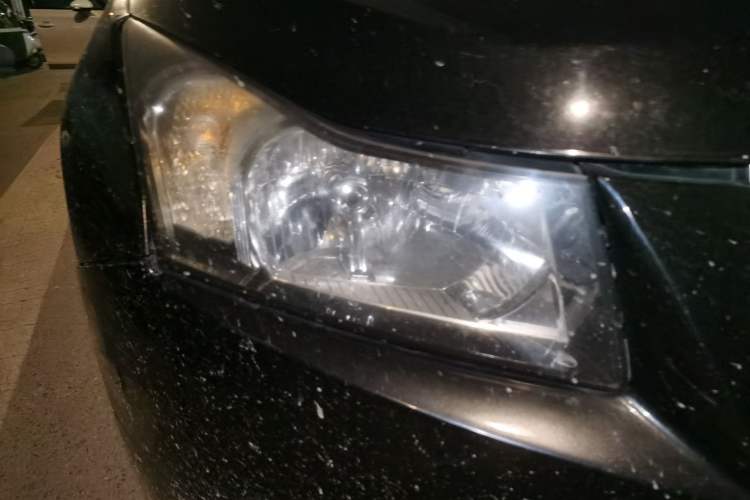 Used Chevrolet Cruze 2013 1.6L SL Sunroof Edition MT Right Front Headlight