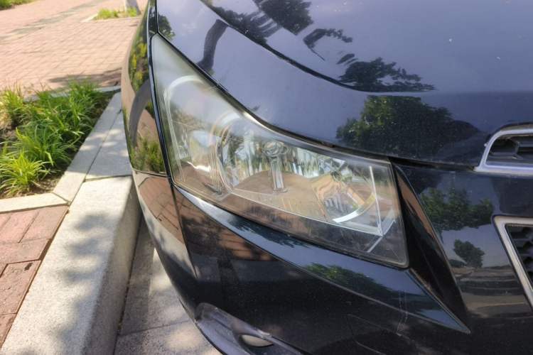 Used Chevrolet Cruze 2013 1.6L SE MT Right Front Headlight