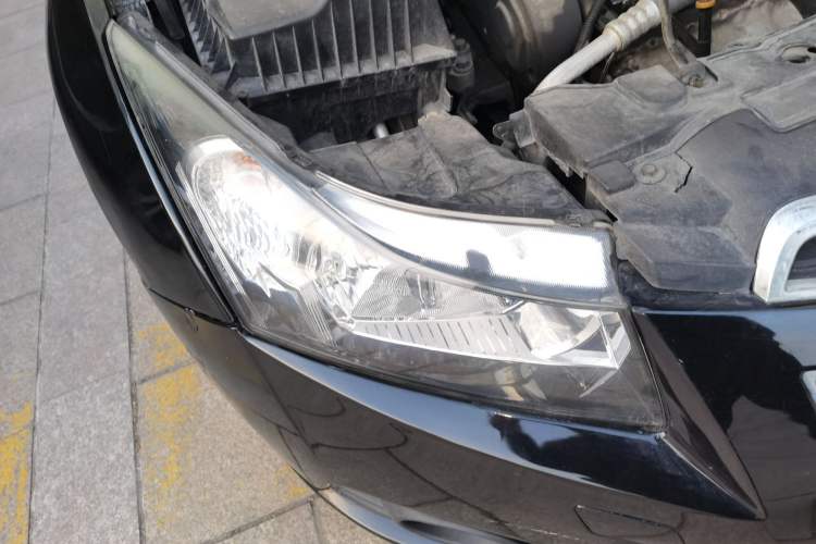 Used Chevrolet Cruze 2013 1.6L SL Grand Edition Automatic Right Front Headlight
