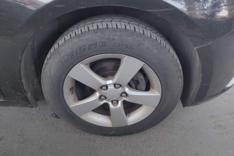 Used Chevrolet Cruze 2013 1.8L SE AT Right Front Wheel Hub