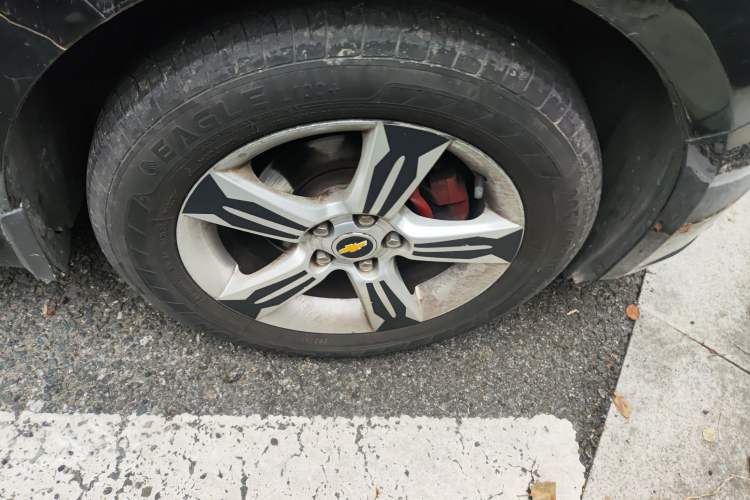 Used Chevrolet Cruze 2013 1.6L SE MT Right Front Wheel Hub