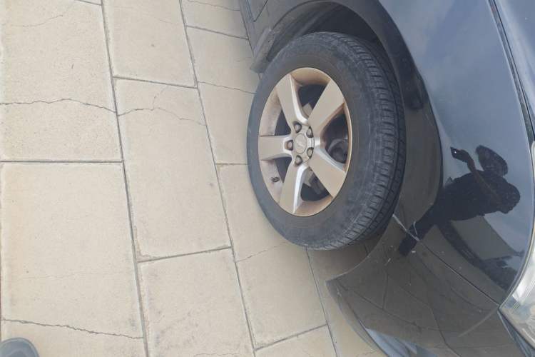 Used Chevrolet Cruze 2013 1.6L SE MT Right Front Wheel Hub