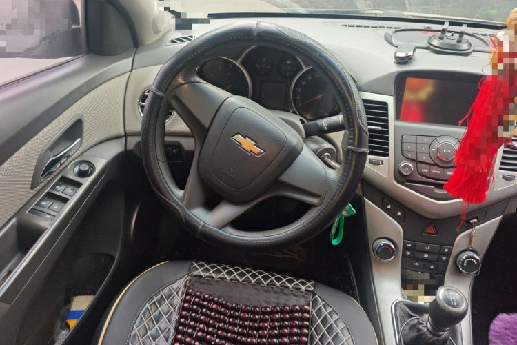 Used Chevrolet Cruze 2013 1.6L SE MT Steering Wheel