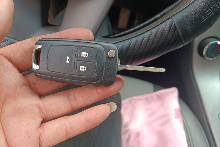 Used Chevrolet Cruze 2013 1.6L SL Grand Edition Automatic Vehicle Key