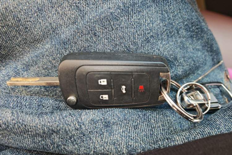 Used Chevrolet Cruze 2013 1.8L SE AT Vehicle Key