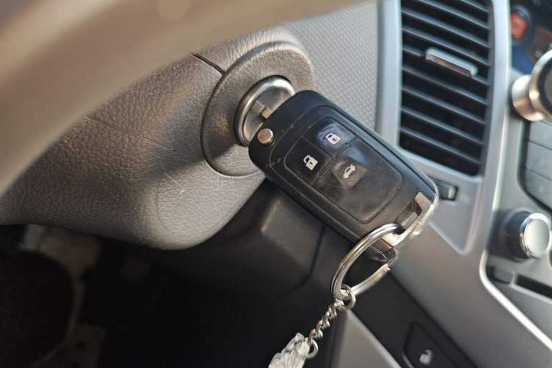 Used Chevrolet Cruze 2013 1.8L SE AT Vehicle Key
