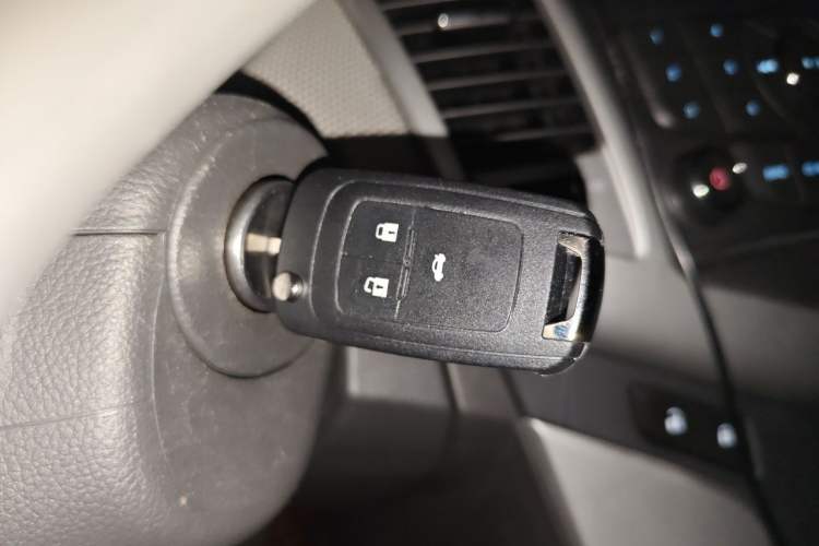 Used Chevrolet Cruze 2013 1.8L SE WTCC Edition AT Vehicle Key