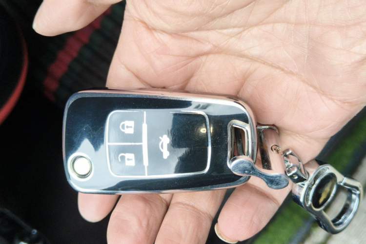 Used Chevrolet Cruze 2013 1.6L SL Grand Edition Automatic Vehicle Key