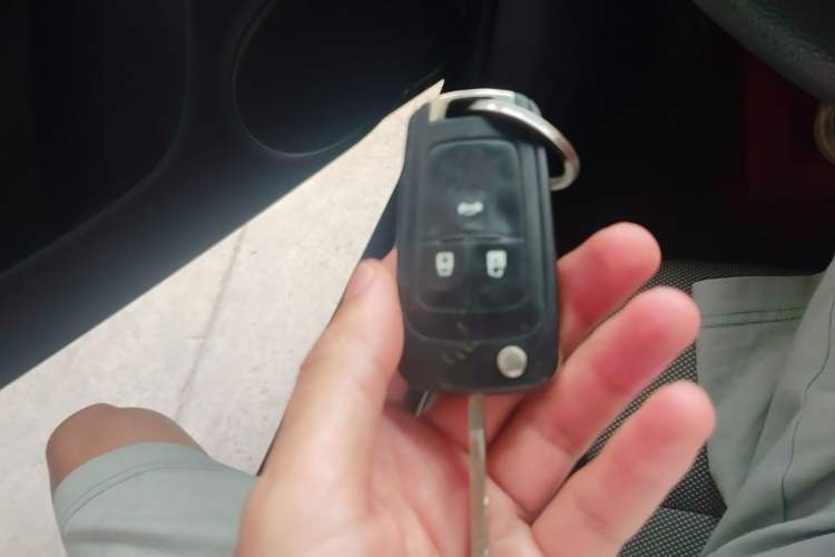 Used Chevrolet Cruze 2013 1.6L SL MT Vehicle Key